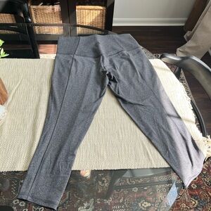 Athleta Salutation Stash Pocket II 7/8 Legging Size 1X